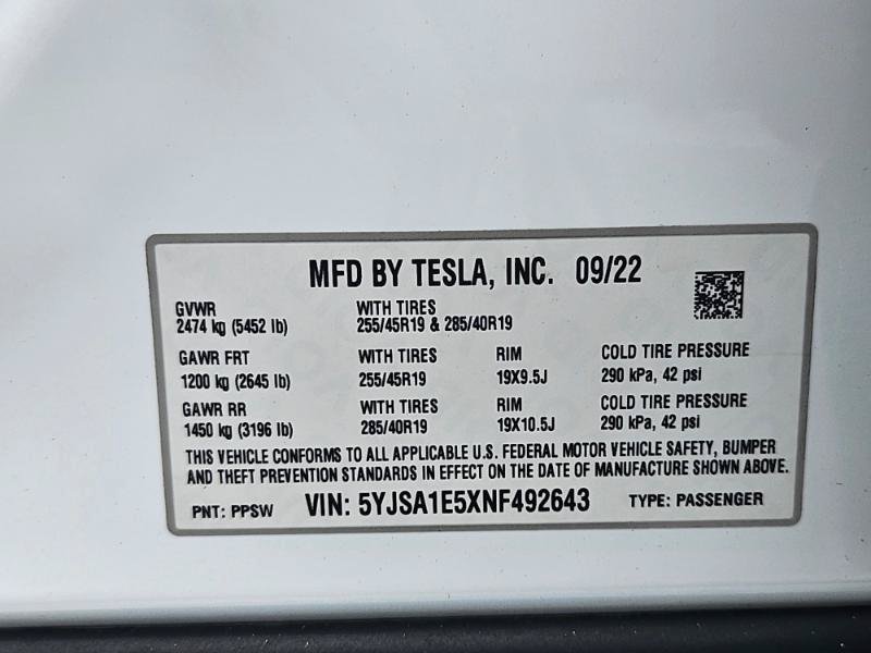 Used 2022 Tesla Model S AWD/4WD image 34
