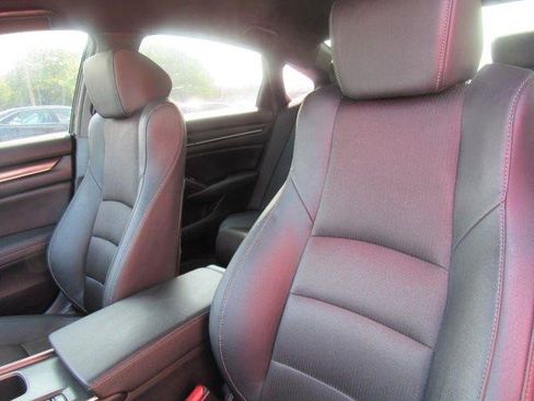 Used 2020 Honda Accord Sport image 18