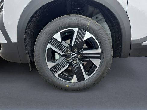 New 2026 Nissan Kicks SV w/ SV Premium Package image 14