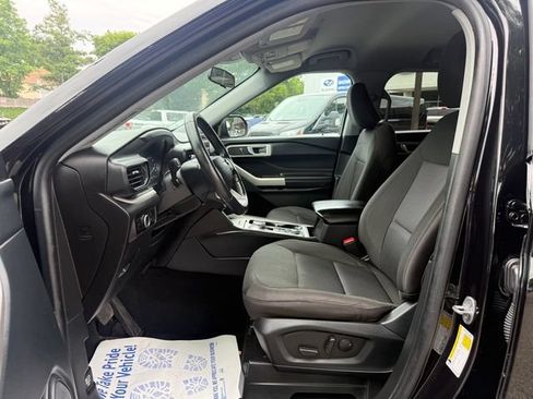 Used 2023 Ford Explorer XLT w/ Class IV Trailer Tow Package AWD/4WD image 20
