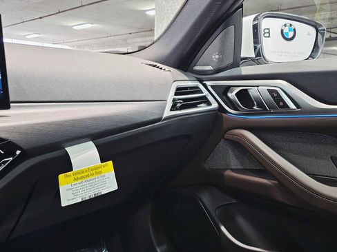 New 2025 BMW i4 xDrive40i image 20