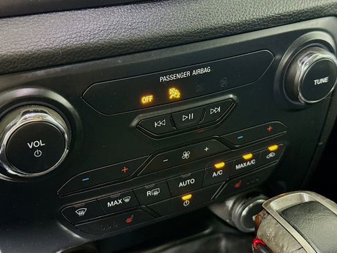 Used 2020 Ford Ranger Lariat w/ Technology Package image 19