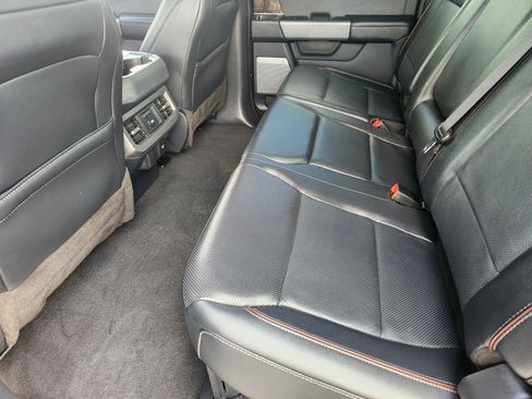 Used 2023 Ford F250 Lariat w/ Lariat Ultimate Package AWD/4WD image 29