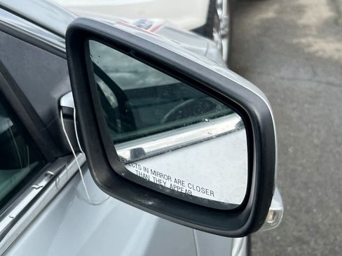 Used 2011 Buick LaCrosse CXL image 13