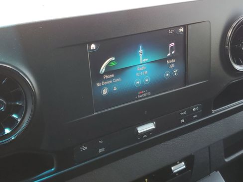 Used 2023 Mercedes-Benz Sprinter 144 Cargo image 24