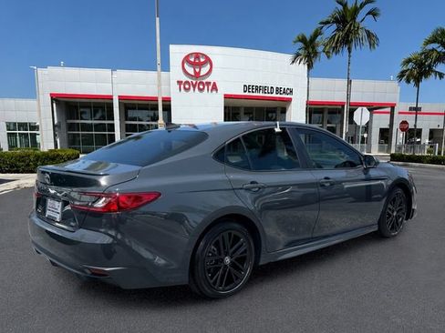 Used 2026 Toyota Camry SE FWD image 7