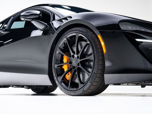 Used 2026 McLaren Artura image 60