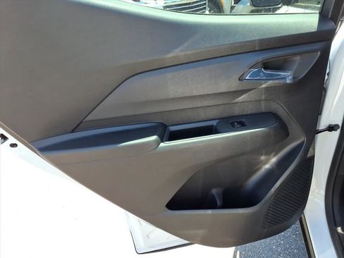 New 2027 Chevrolet Bolt LT w/ Comfort Package FWD image 23