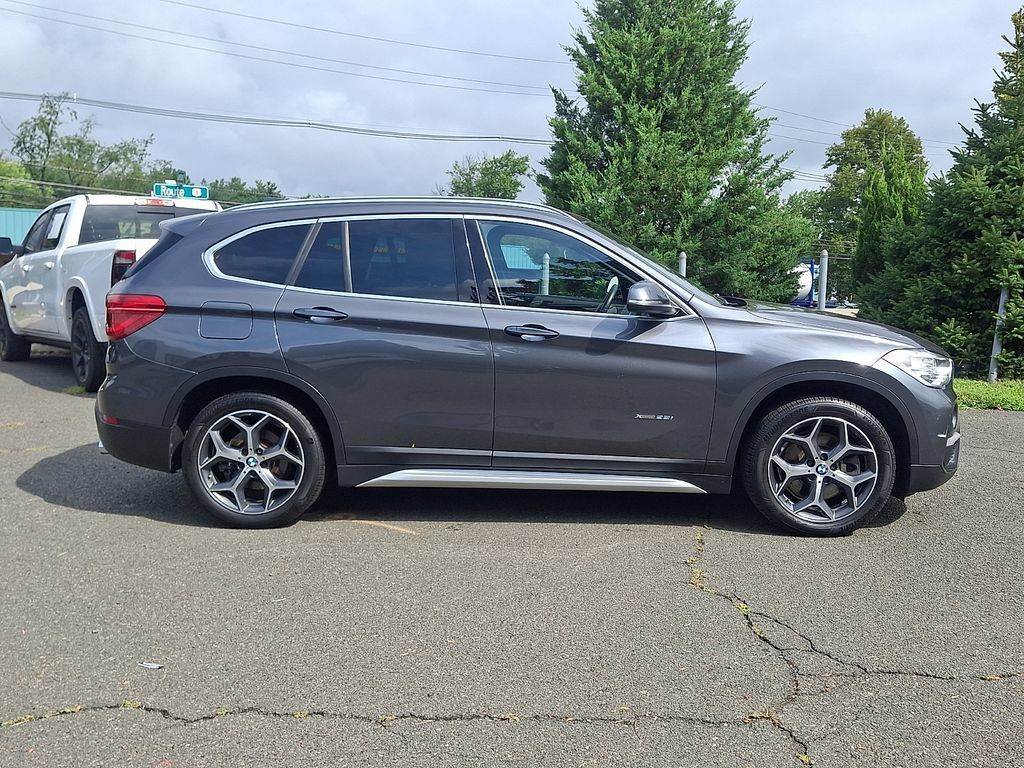 Used 2016 BMW X1 xDrive28i AWD/4WD image 9