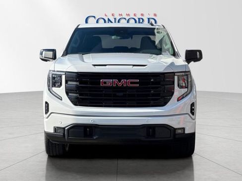 New 2026 GMC Sierra 1500 Elevation w/ Elevation Premium Package image 9