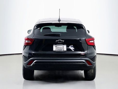 New 2026 Chevrolet Trax RS w/ Sunroof Package image 6