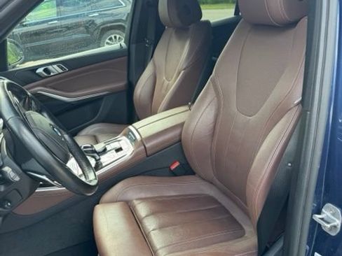 Used 2019 BMW X5 xDrive40i w/ Convenience Package AWD/4WD image 2