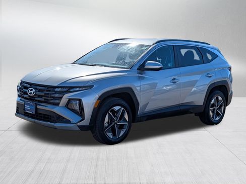 Certified 2025 Hyundai Tucson SEL image 3