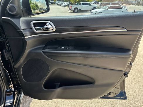 Used 2020 Jeep Grand Cherokee Limited RWD image 35