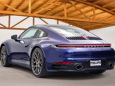 Used 2020 Porsche 911 Carrera image 3