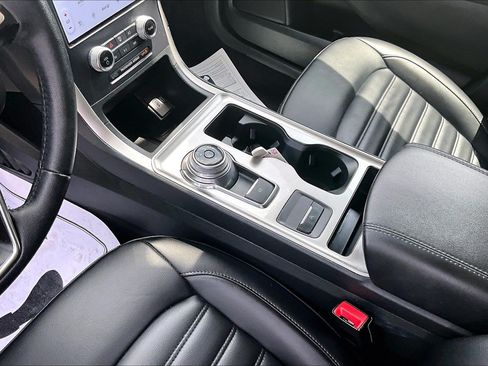 Used 2024 Ford Edge SEL w/ Convenience Package AWD/4WD image 15