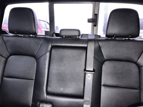 Used 2024 Chevrolet Colorado LT image 22