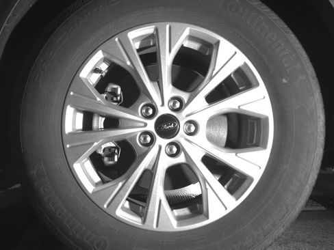 Used 2023 Ford Escape Active w/ Tech Pack #1 AWD/4WD image 7