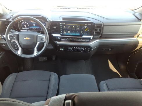Used 2024 Chevrolet Silverado 1500 LT image 24