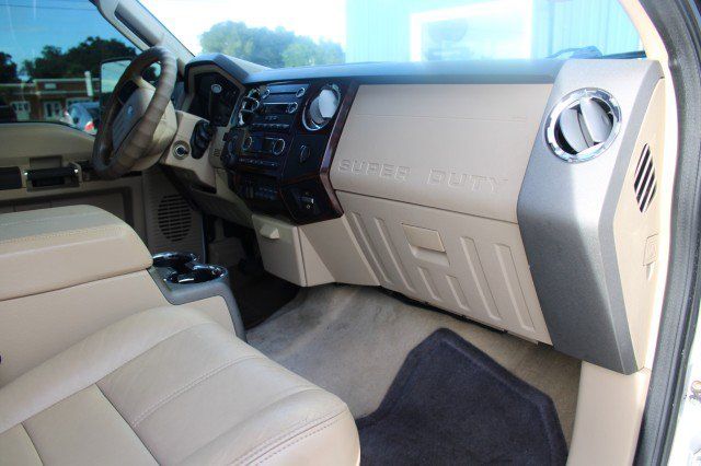 Used 2010 Ford F350 Lariat AWD/4WD image 4