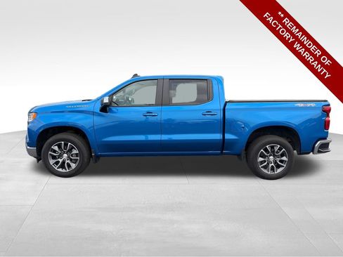 Used 2023 Chevrolet Silverado 1500 LT w/ Protection Package AWD/4WD image 2