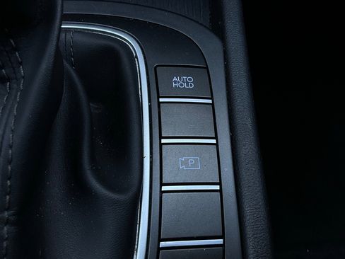 Used 2025 Hyundai Kona SEL image 25