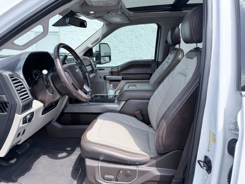 Used 2019 Ford F450 Limited AWD/4WD image 11