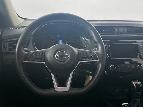 Used 2020 Nissan Rogue S w/ Special Edition Package FWD image 17