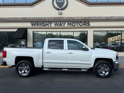 Used 2018 Chevrolet Silverado 1500 LTZ AWD/4WD image 2