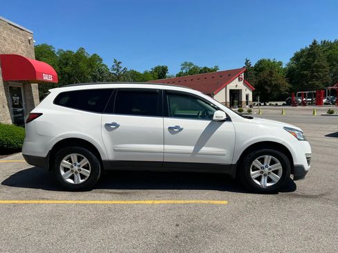 Used 2013 Chevrolet Traverse LT FWD image 4