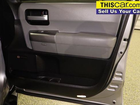 Used 2019 Toyota Sequoia Limited w/ Safety & Convenience Package image 30