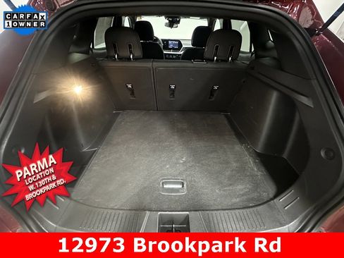 Certified 2025 Chevrolet Trax RS w/ Sunroof Package image 19