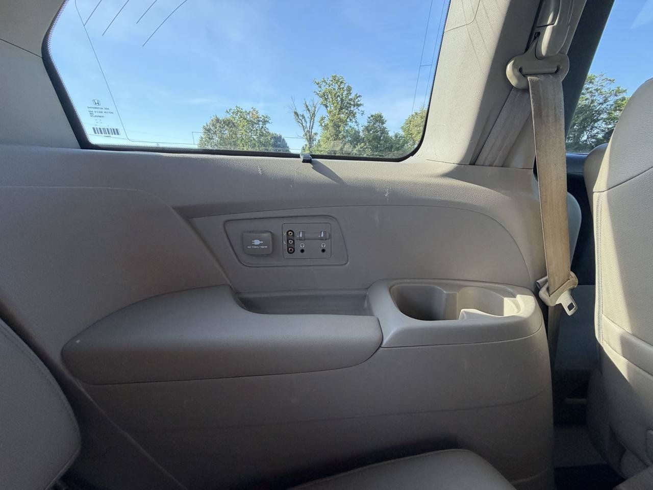 Used 2016 Honda Odyssey Touring image 41