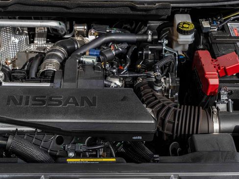 Certified 2024 Nissan Rogue S image 28