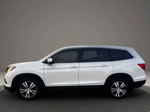 Used 2016 Honda Pilot EX image 4
