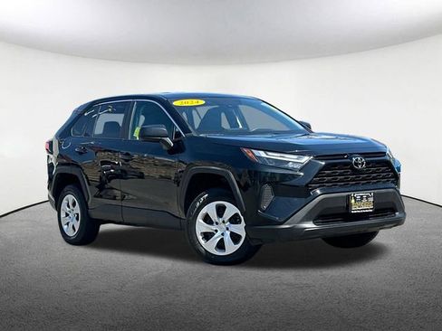 Used 2024 Toyota RAV4 LE image 2