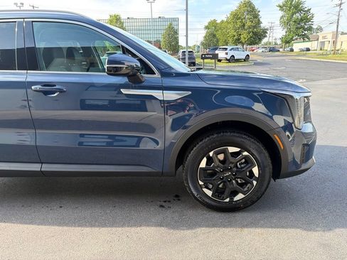 New 2026 Kia Sorento S AWD/4WD image 6