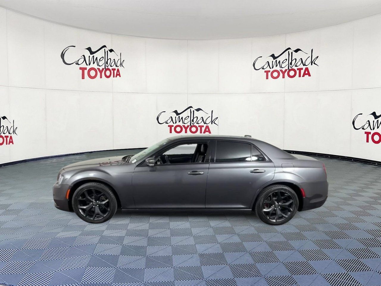 Used 2021 Chrysler 300 S RWD image 8