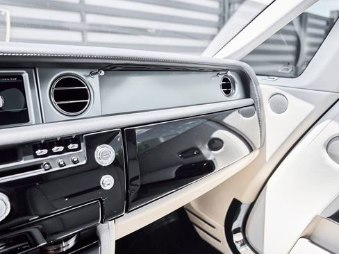 Used 2009 Rolls-Royce Phantom Coupe RWD image 73