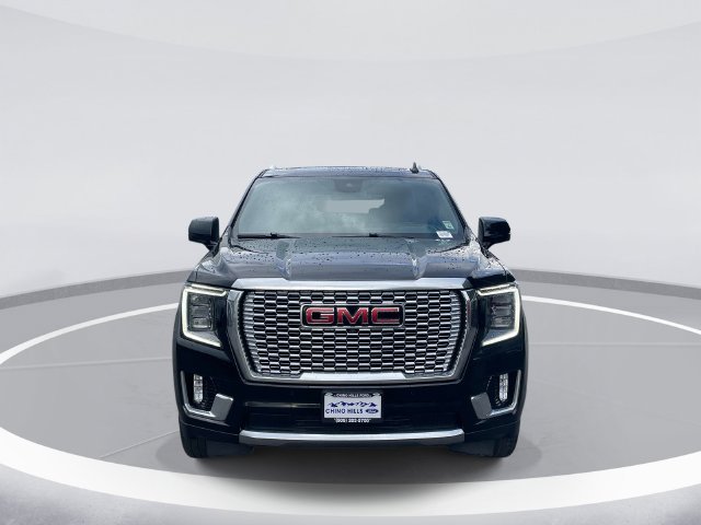 Used 2023 GMC Yukon Denali AWD/4WD image 2
