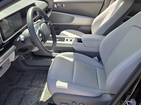 Certified 2025 Hyundai Ioniq 6 SEL AWD/4WD image 10