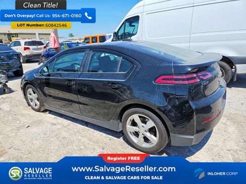 Used 2015 Chevrolet Volt FWD image 3