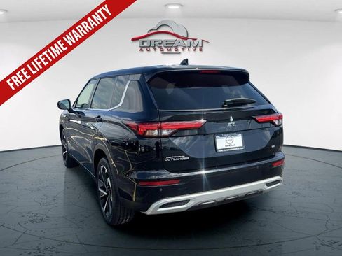 Used 2022 Mitsubishi Outlander SE AWD/4WD image 4