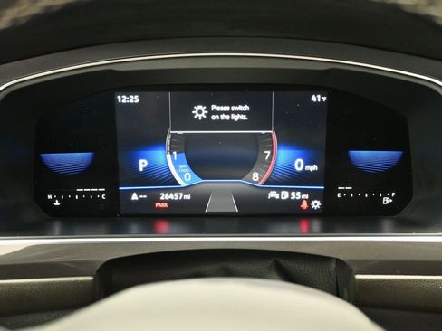 Used 2023 Volkswagen Tiguan SE R-Line image 20