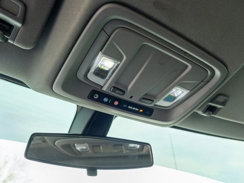 Used 2021 Chevrolet Silverado 1500 Custom image 25