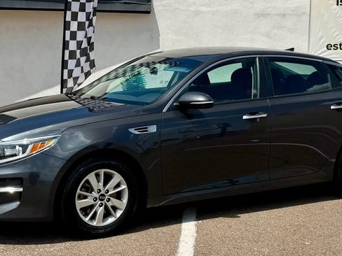 Used 2018 Kia Optima LX FWD image 3