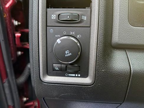 Used 2018 RAM 1500 Express w/ Express Value Package image 18