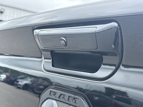 Used 2022 RAM 1500 Big Horn AWD/4WD image 38