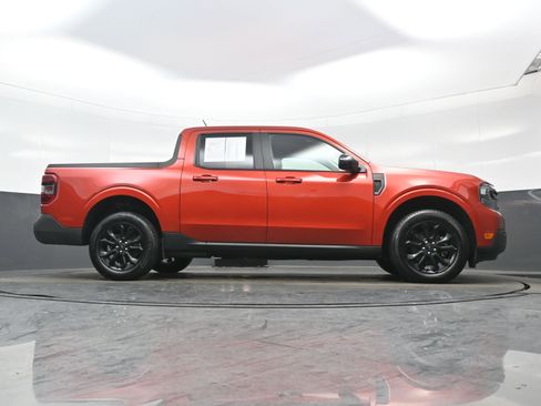 Used 2024 Ford Maverick Lariat w/ Black Appearance Package image 30