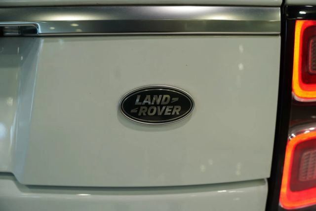 Used 2021 Land Rover Range Rover HSE AWD/4WD image 15